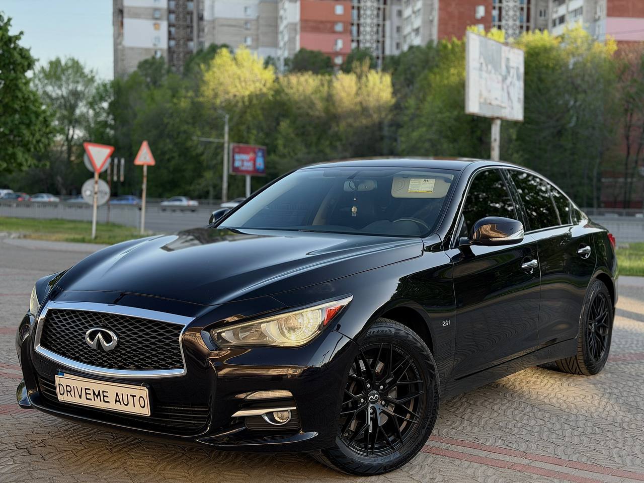 Infiniti Q50 чорний викуплений DriveMe Auto